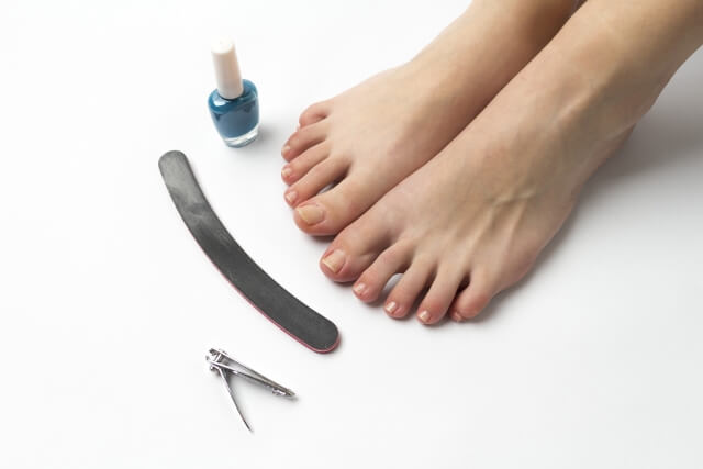 靴擦れ予防に爪のケアを定期的にすることが重要